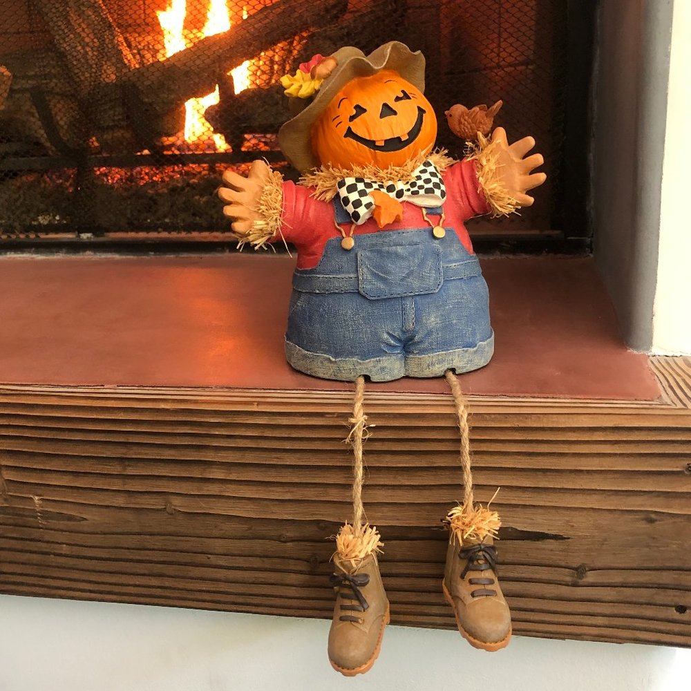 Pumpkin Scarecrow Shelf Sitter